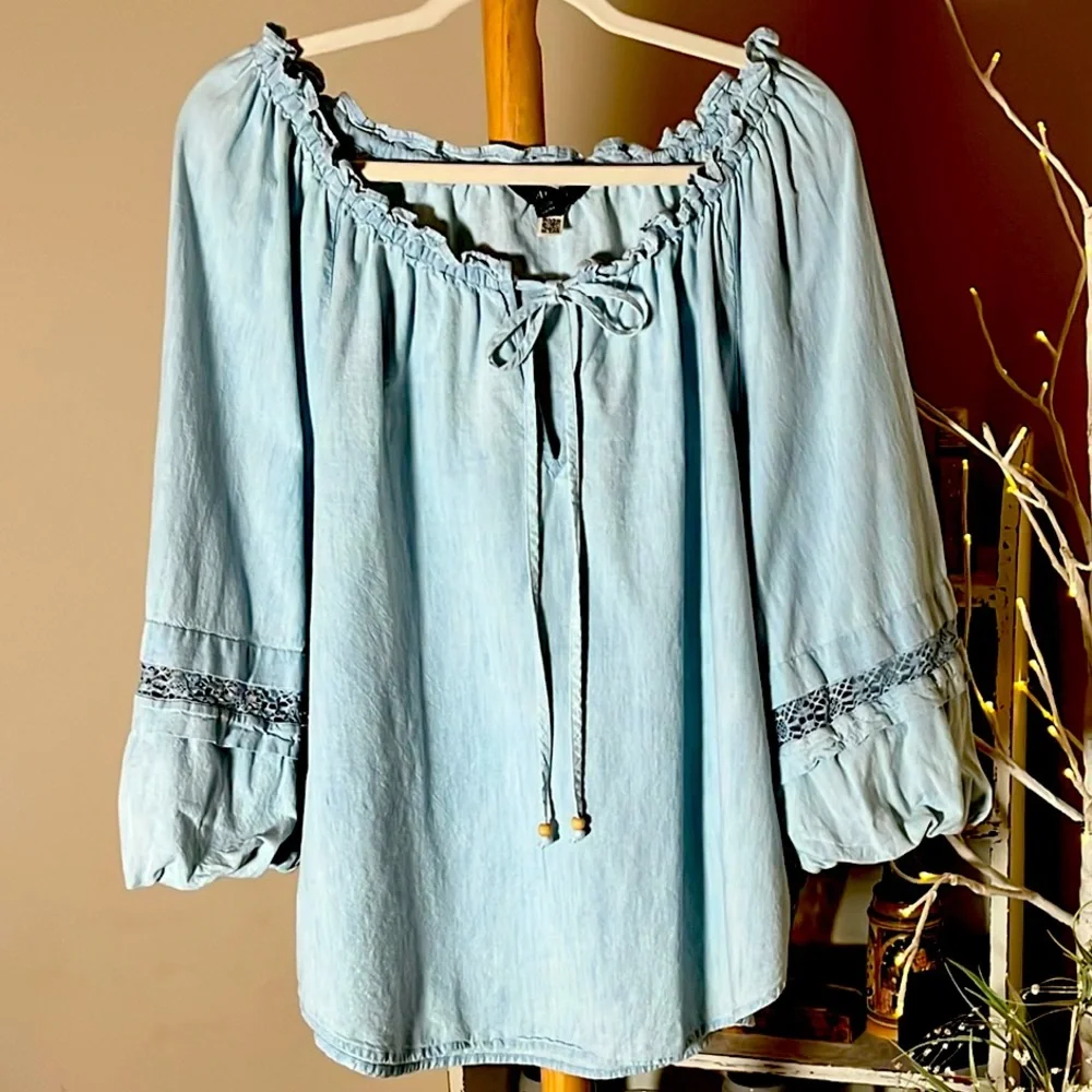 πLauren Ralph Lauren Black Label L Denim blue tunic,drawstring collar,lace trim. - Picture 1 of 6